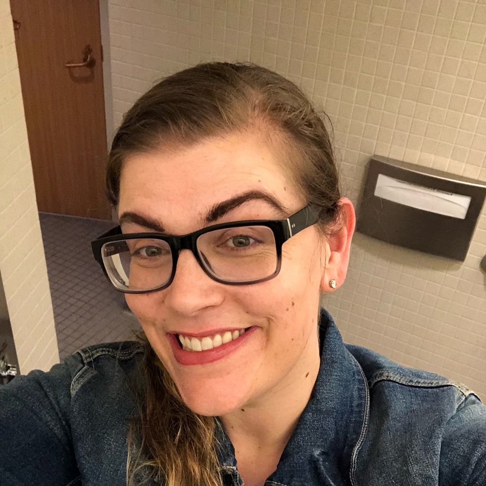 Meet your Posher, Eliza